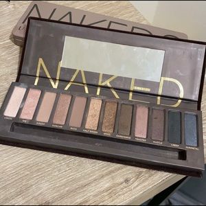 Urban Decay NAKED palette (without brush)